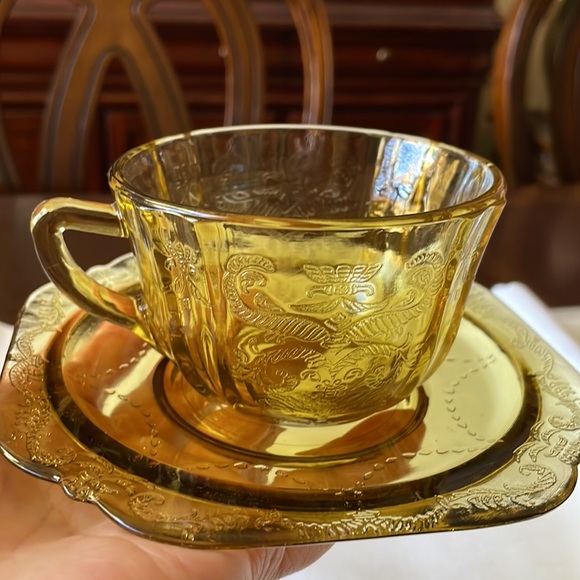 VTG 1930’s Federal Glass Recollection Madrid pattern Golden Glow Cup & Saucer - Picture 6 of 7